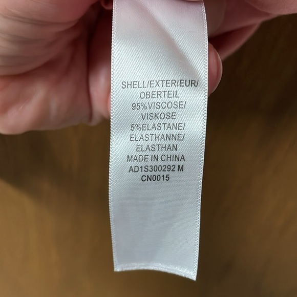 size Med Adrianna Papell blush colored shark bite tank - Picture 4 of 6